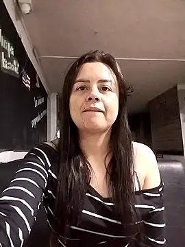 karlagiraldo198 Live XXX-chat