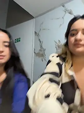 Živý XXX chat Antonella_Julieta