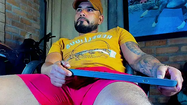 dominic_jonson's Live XXX Chat