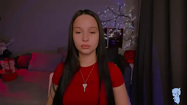 SoftyMooon's Live XXX Chat