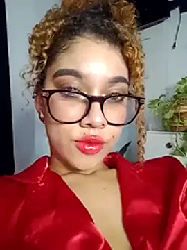 Sienna_brunetteのライブXXXチャット