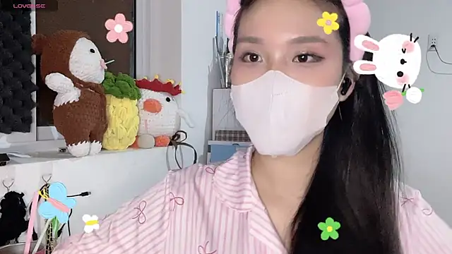 Tieu-May's Webcam Show