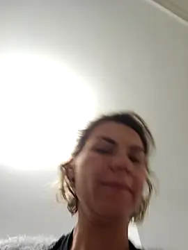 عرض كام FeliciaKrige