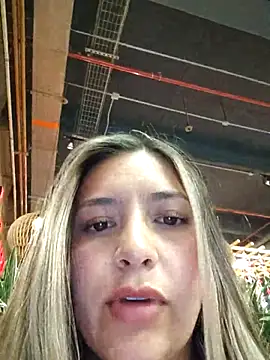 Pertunjukan Kamera Web alana_69