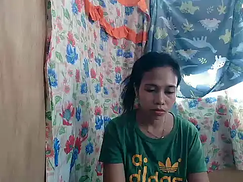 PinaySkinnyGirl 现场XXX聊天