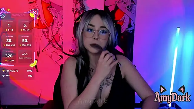 _AmyDark élő XXX-chatje