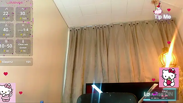 Pertunjukan Kamera Web katha_Crawford