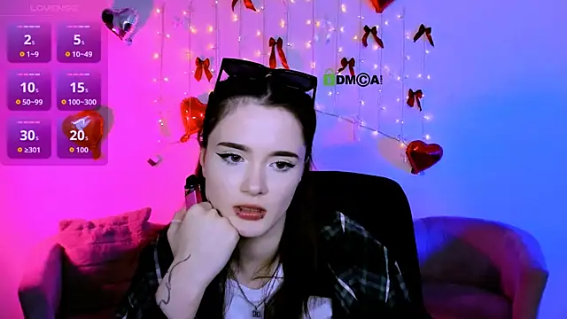 liana_kisses' Live XXX Chat