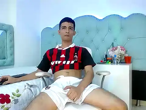 عرض كام Apolo_Richards