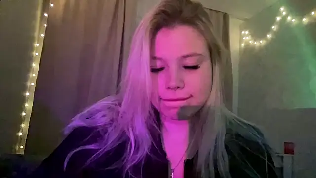 Lulu_Di Chat XXX live