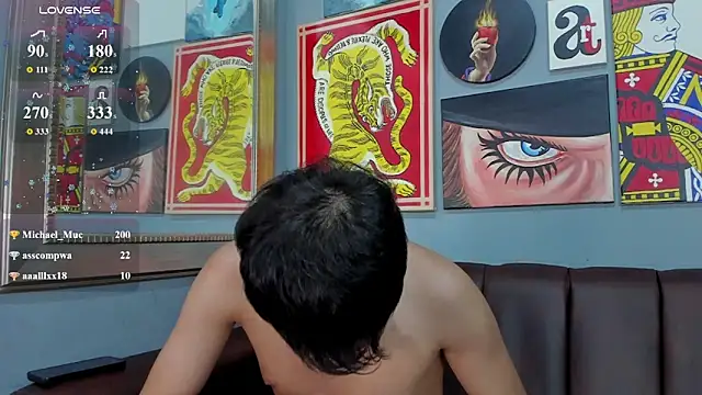 Czat XXX na żywo – AronTawers