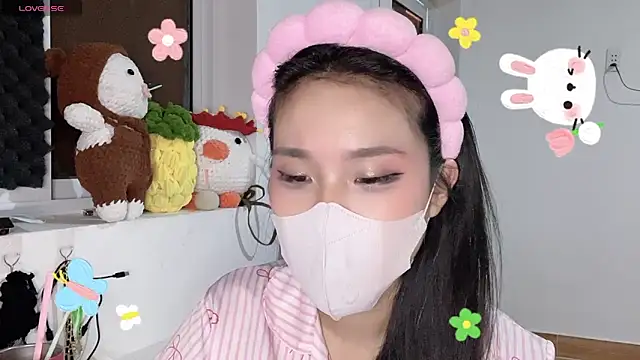 Tieu-May: απευθείας συνομιλία ΧΧΧ