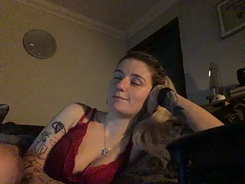 xxamyleighxx élő XXX-chatje