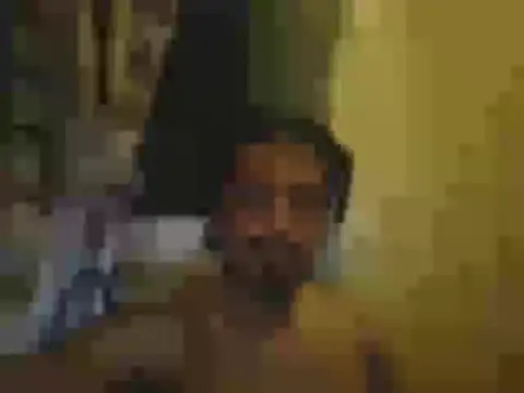 Talha266: διαδικτυακό σόου στην κάμερα