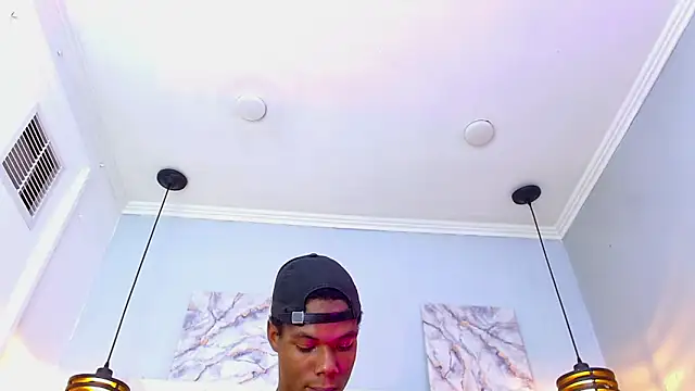 Онлайн чат XXX Santiago_Ortiz_