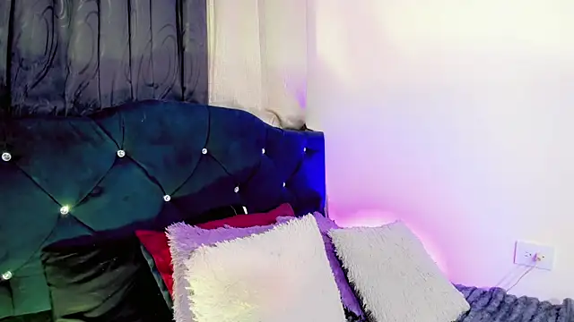 lesly_xx élő XXX-chatje