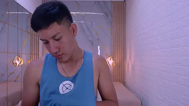 DominantBoy4n Webbikameraesitys