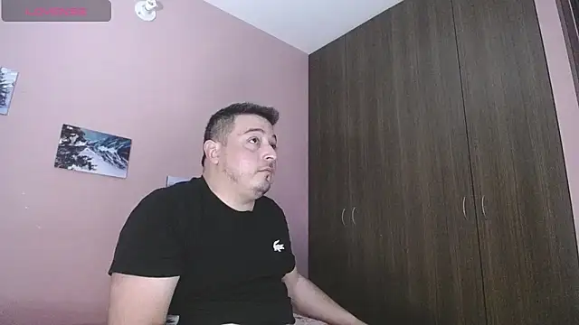 Show modela antonycruz na web-kameri