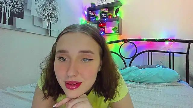 CrazyBitchInLace Chat XXX live