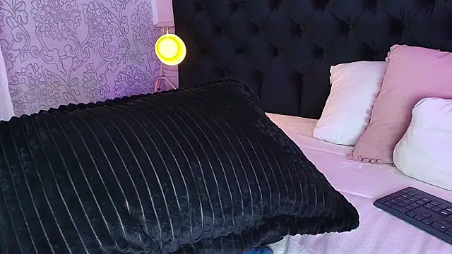 Hada_Blue: онлайн-секс-чат