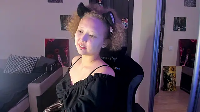 Senya_Sol Chat XXX live