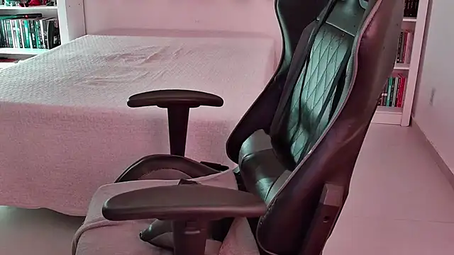 DearArtemis Chat XXX live