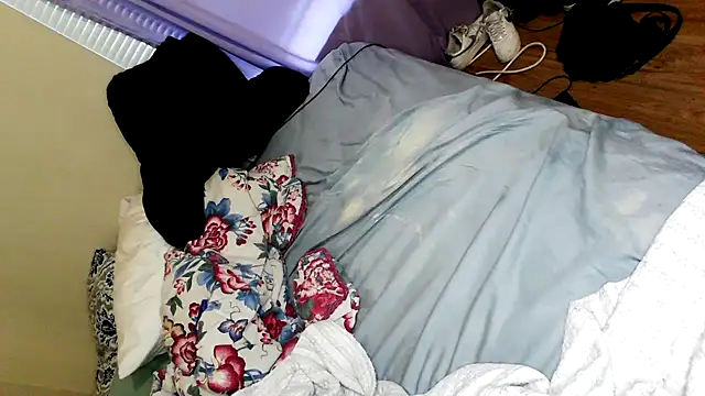 RinsingWood84 Live XXX-Chat