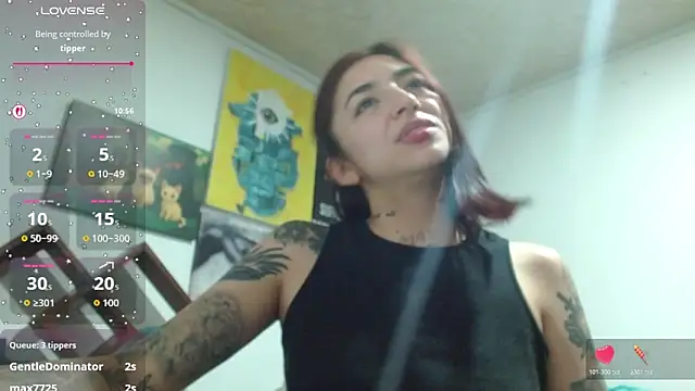 ZoeBakers_'s Live XXX Chat