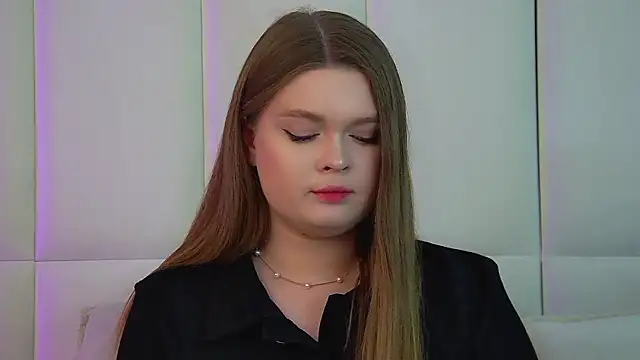 دردشة CrystalLyons الجنسية المباشرة