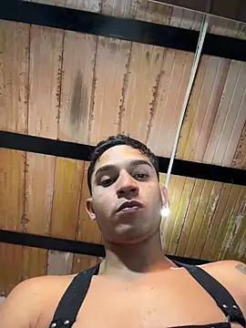 Angel_latinboy 网络视讯表演