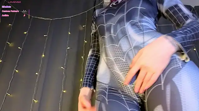 KandraCruser Live XXX Chat