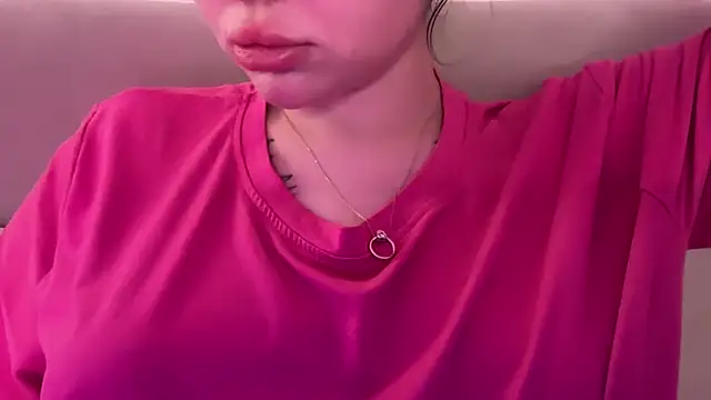 AlmaryKim Pertunjukan Webcam