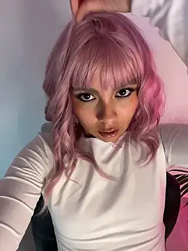 Nicollewest1's Live XXX Chat