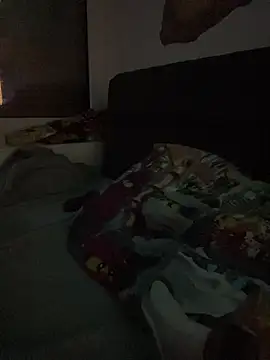 Just-Lilly: απευθείας συνομιλία ΧΧΧ