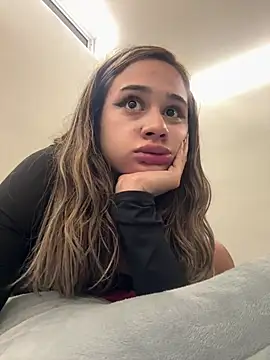 Chat +18 de BabyKathy ao vivo