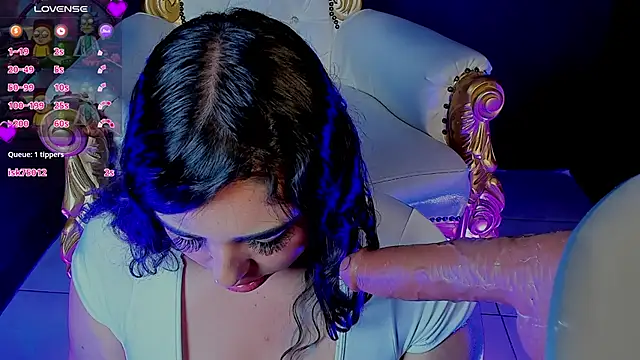 XXX chat uživo modela Bagiolett