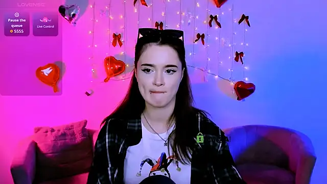 liana_kisses' Live XXX Chat