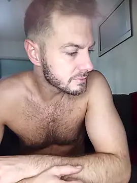 Chat XXX en directo de THE_CHEEKY_ALPHA