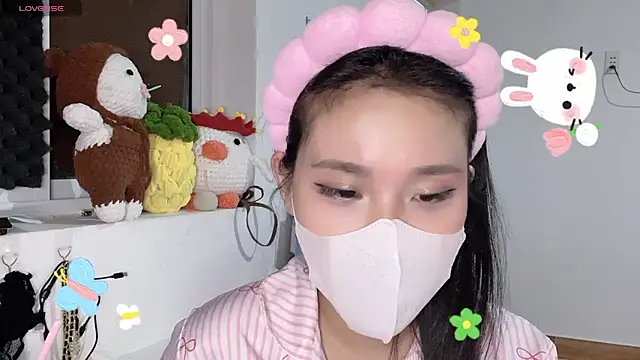 Živý XXX chat Tieu-May