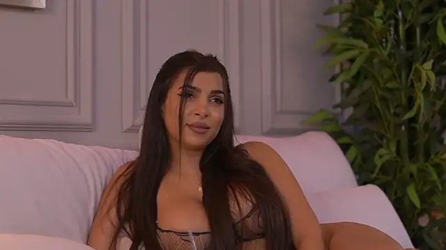 NicoleCellini Chat XXX in diretta