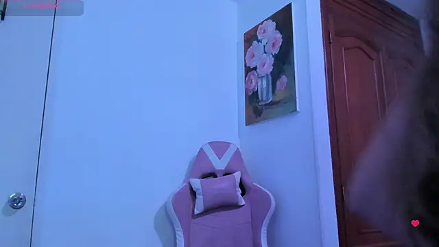 แชท XXX สดของ Andrea-Queen