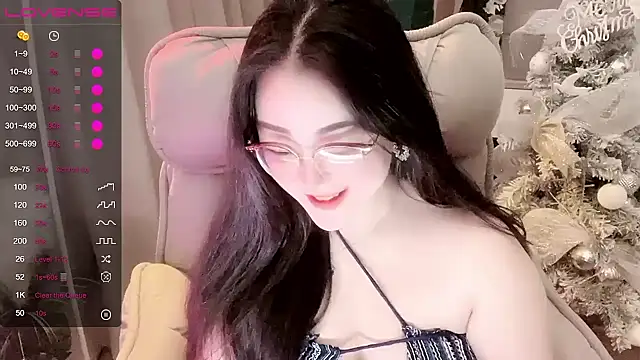 Monica-666888-'s Webcam Show