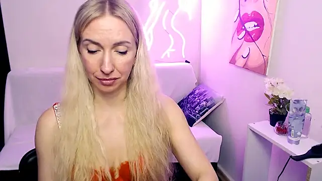 Cute_Smile_Shy's Live XXX Chat