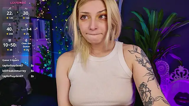 AvaSun: απευθείας συνομιλία ΧΧΧ