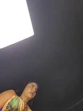 Pretty_Julieta – Naživo XXX chat