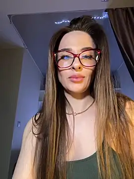 _shadylady_ Adlı Modelin Canlı XXX Sohbeti