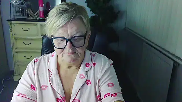 BridgetBlueEyes Live XXX-chat