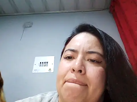 Chat XXX Live katieeandsharonn