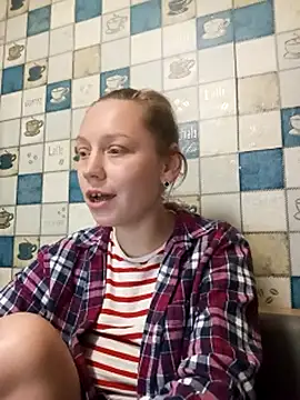 Anna_wey Adlı Modelin Canlı XXX Sohbeti