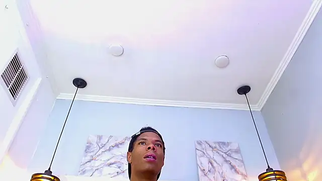 Živý XXX chat Santiago_Ortiz_